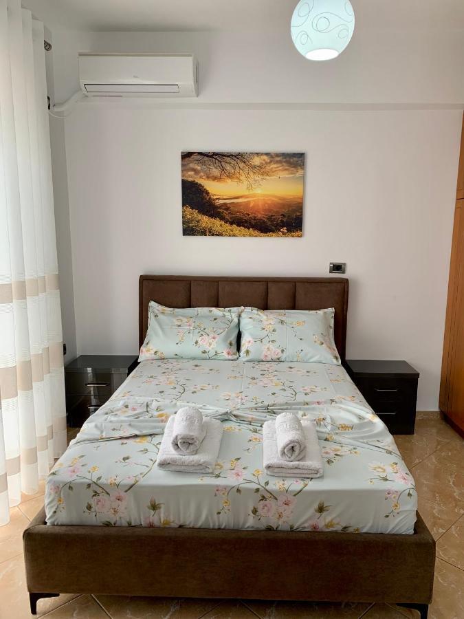 Maxus Apts Саранде Екстериор снимка