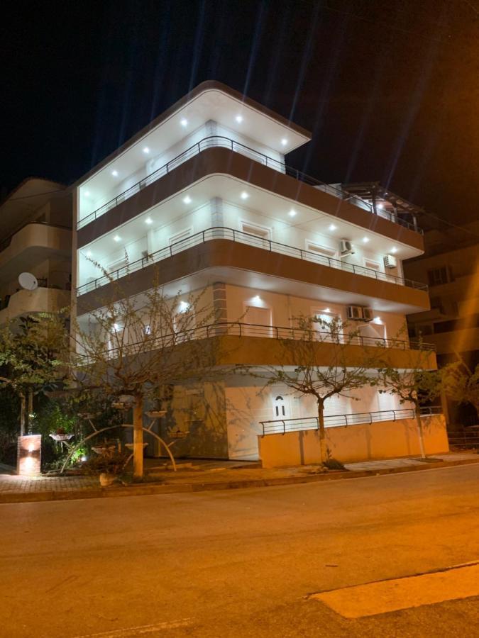 Maxus Apts Саранде Екстериор снимка