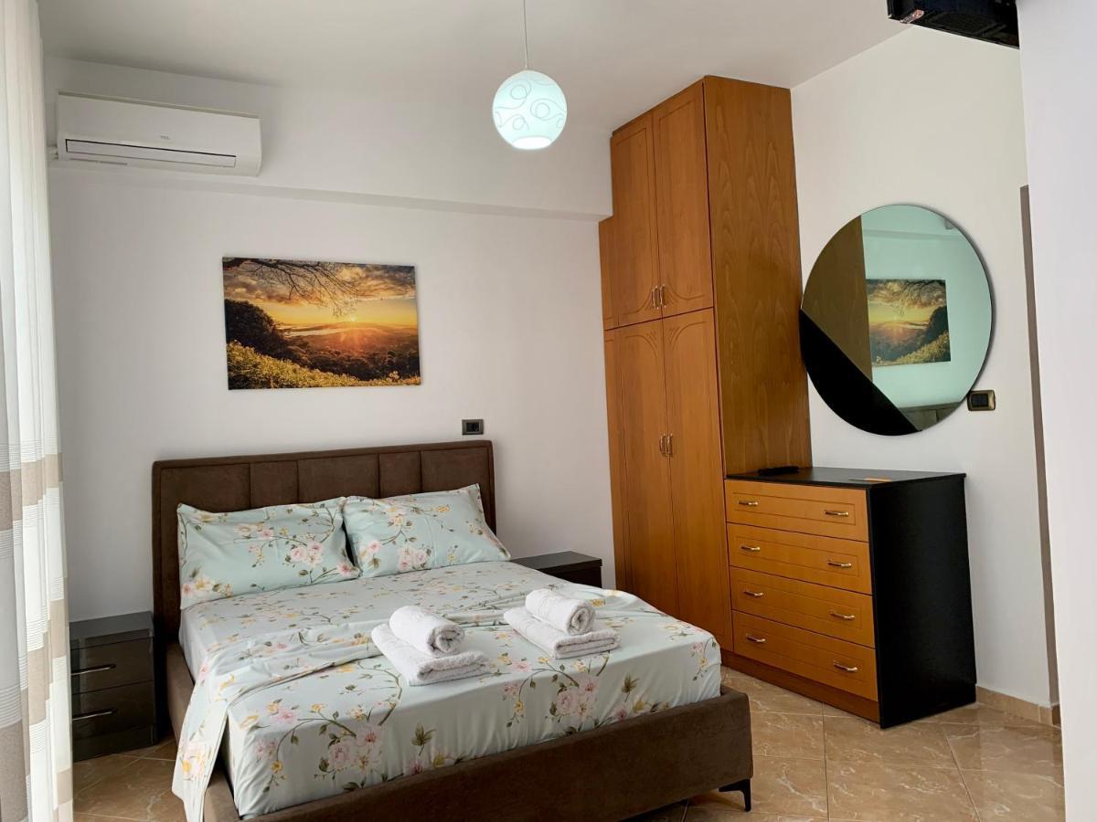 Maxus Apts Саранде Екстериор снимка