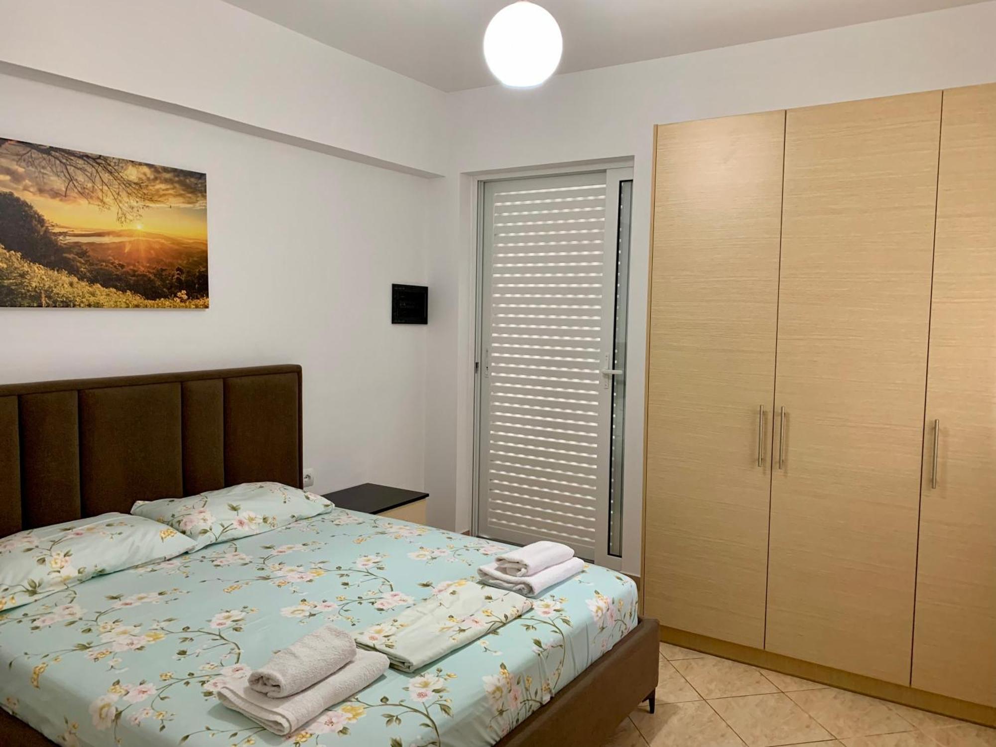 Maxus Apts Саранде Екстериор снимка