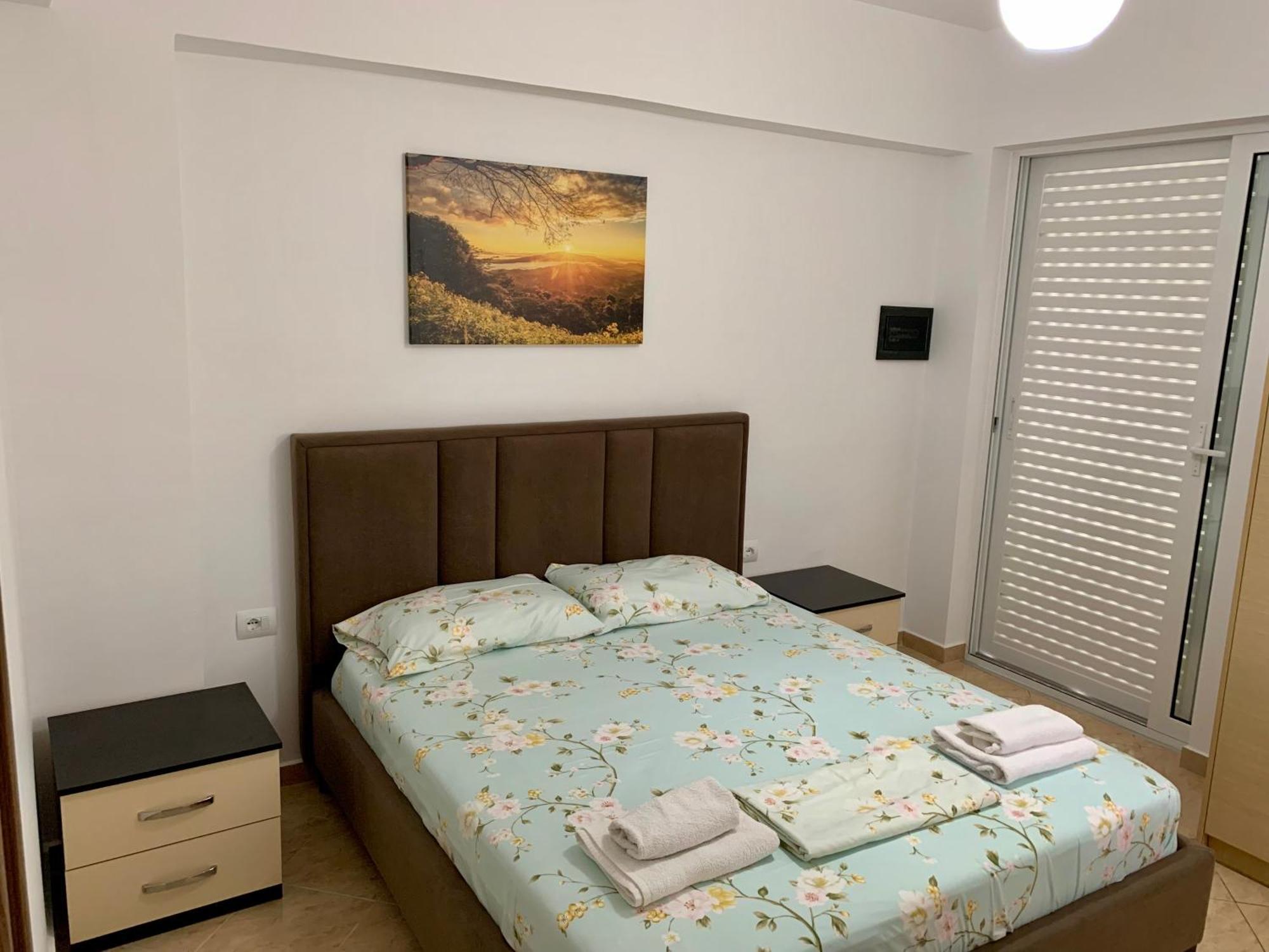 Maxus Apts Саранде Екстериор снимка