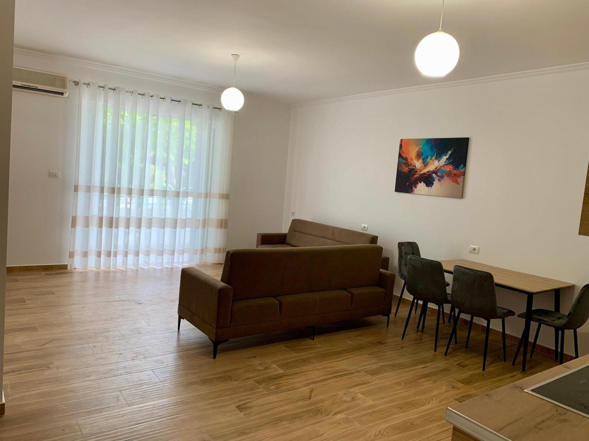 Maxus Apts Саранде Екстериор снимка