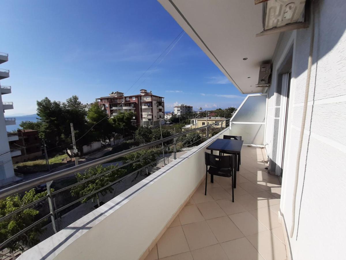 Maxus Apts Саранде Екстериор снимка
