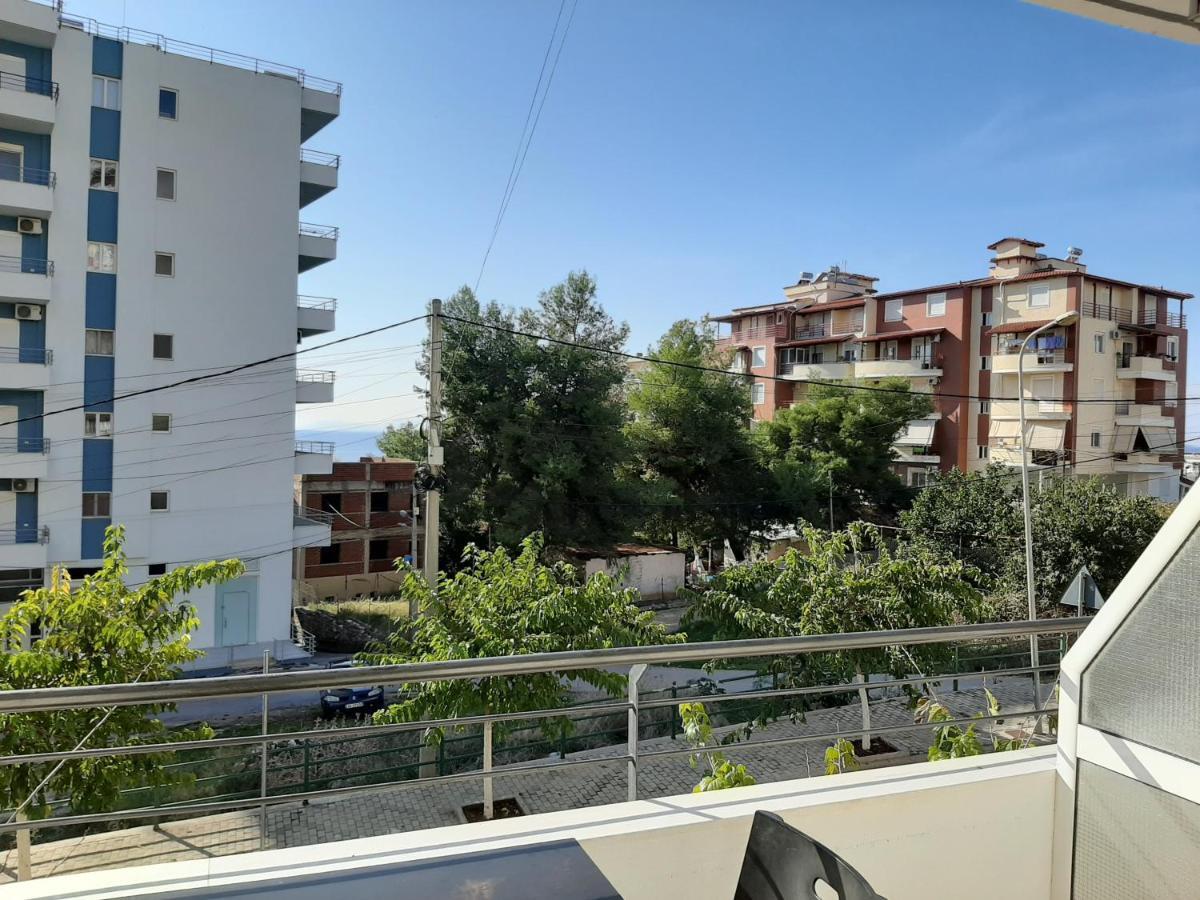 Maxus Apts Саранде Екстериор снимка